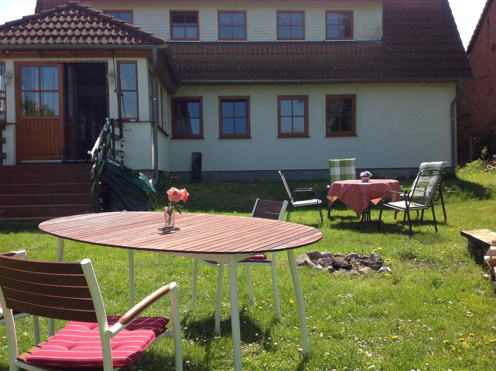 Landpension Zum Kleinen Urlaub Wredenhagen Luaran gambar